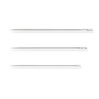 Three different sized needles laying horizontally